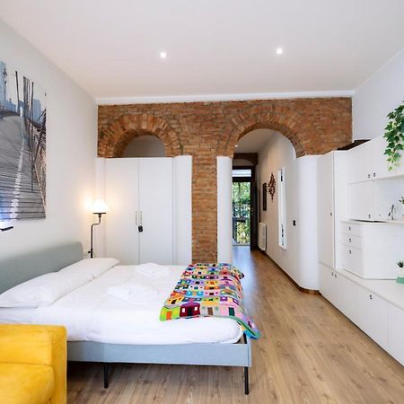 The Red Bricks Home - San Babila Area Milano Ngoại thất bức ảnh