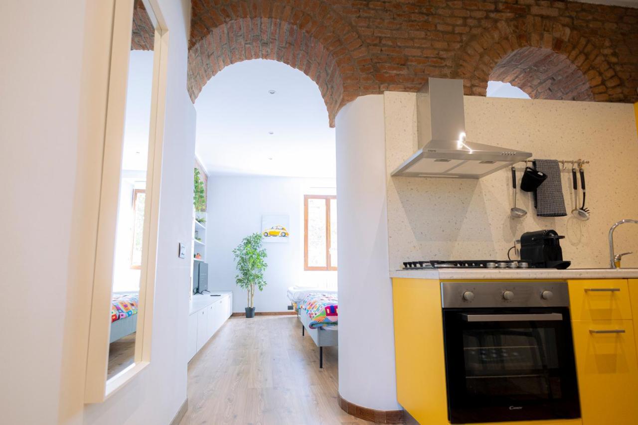 The Red Bricks Home - San Babila Area Milano Ngoại thất bức ảnh